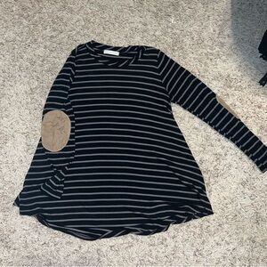 Super soft and stretchy long past button long sleeve top
